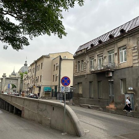 Apartment In The Center Of Tbilisi Zewnętrze zdjęcie